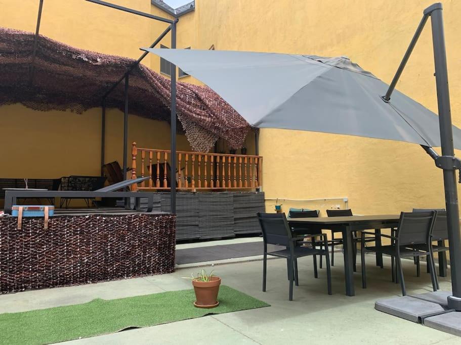 Mirador Yellow Door ポンフェラダ エクステリア 写真